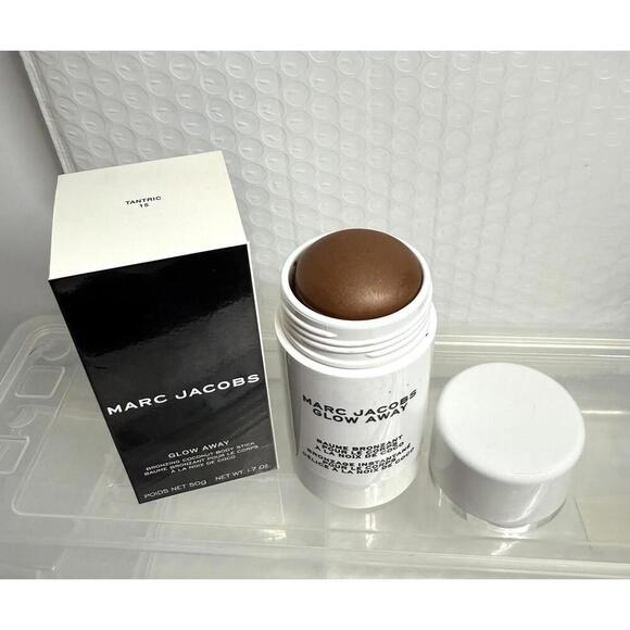 Marc Jacobs Glow Away Bronzing Coconut Body Stick 15 Tantric Full Size NIB - Picture 2 of 5